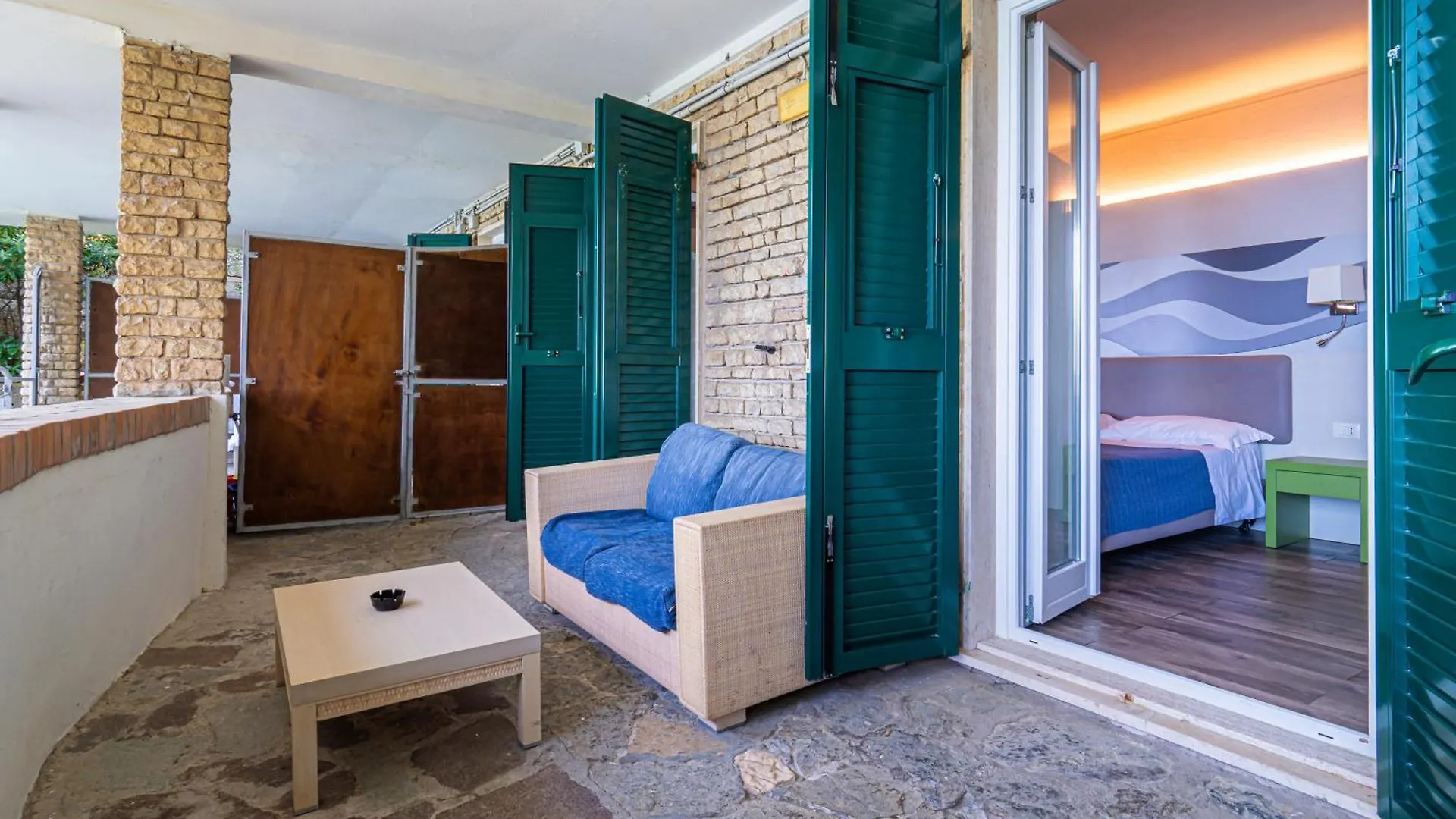 Hotel Il Nido Tellaro 3*,