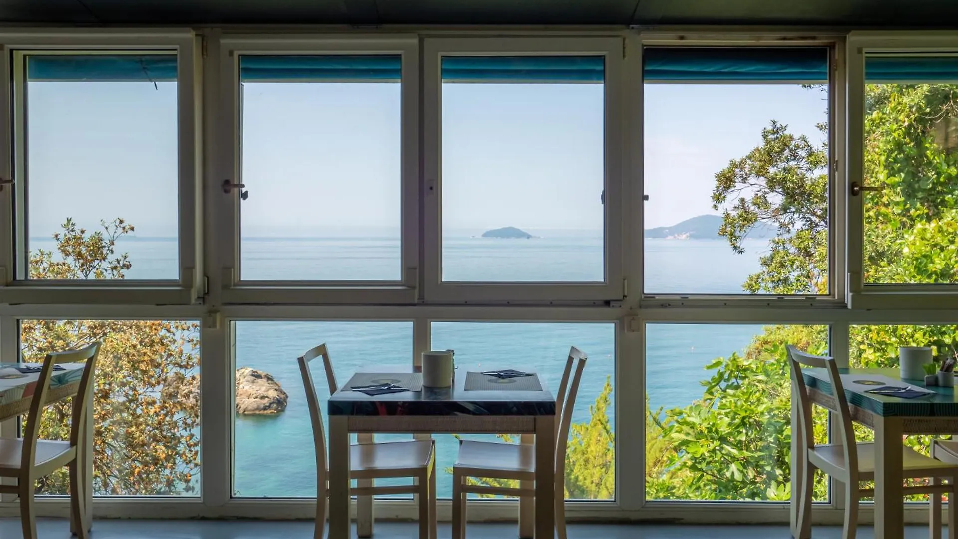 Hotel Il Nido Tellaro 3*,