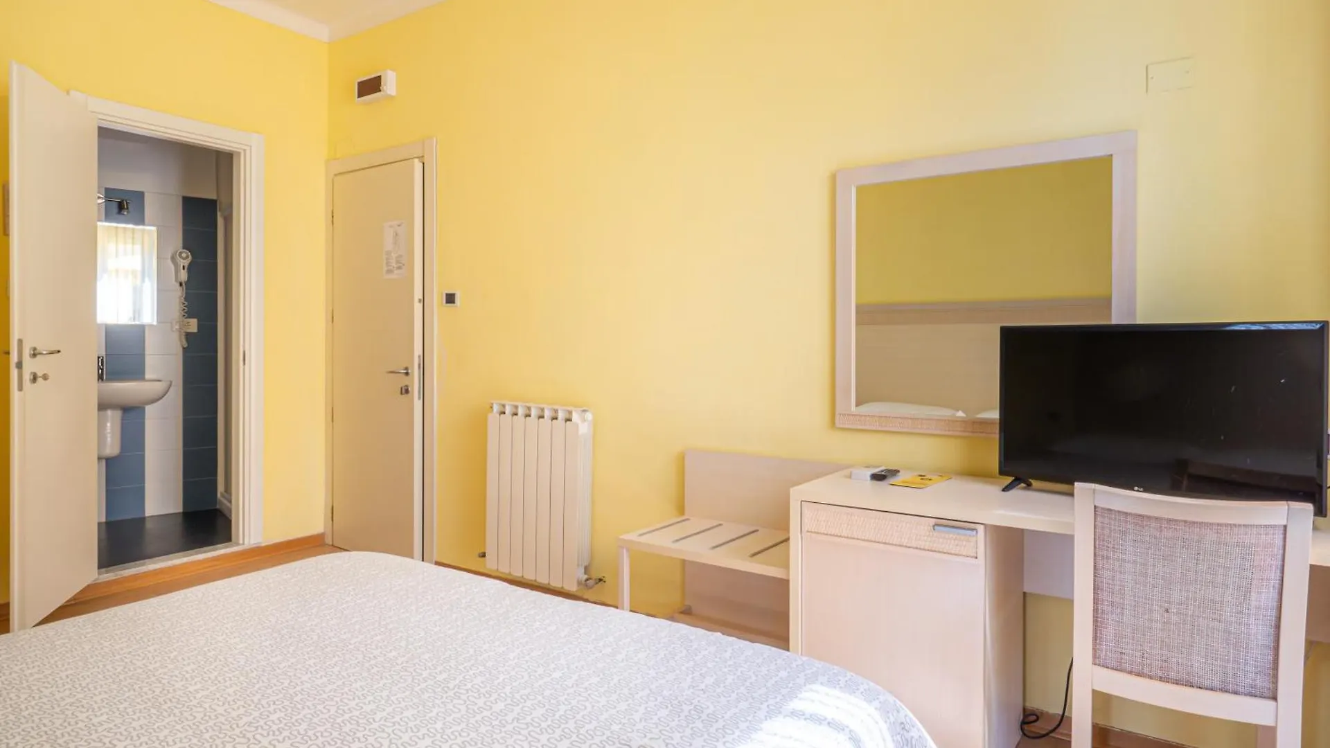 Hotel Il Nido Tellaro 3*,